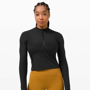 Lululemon Gloss Trim Run 1/2 Zip in Black